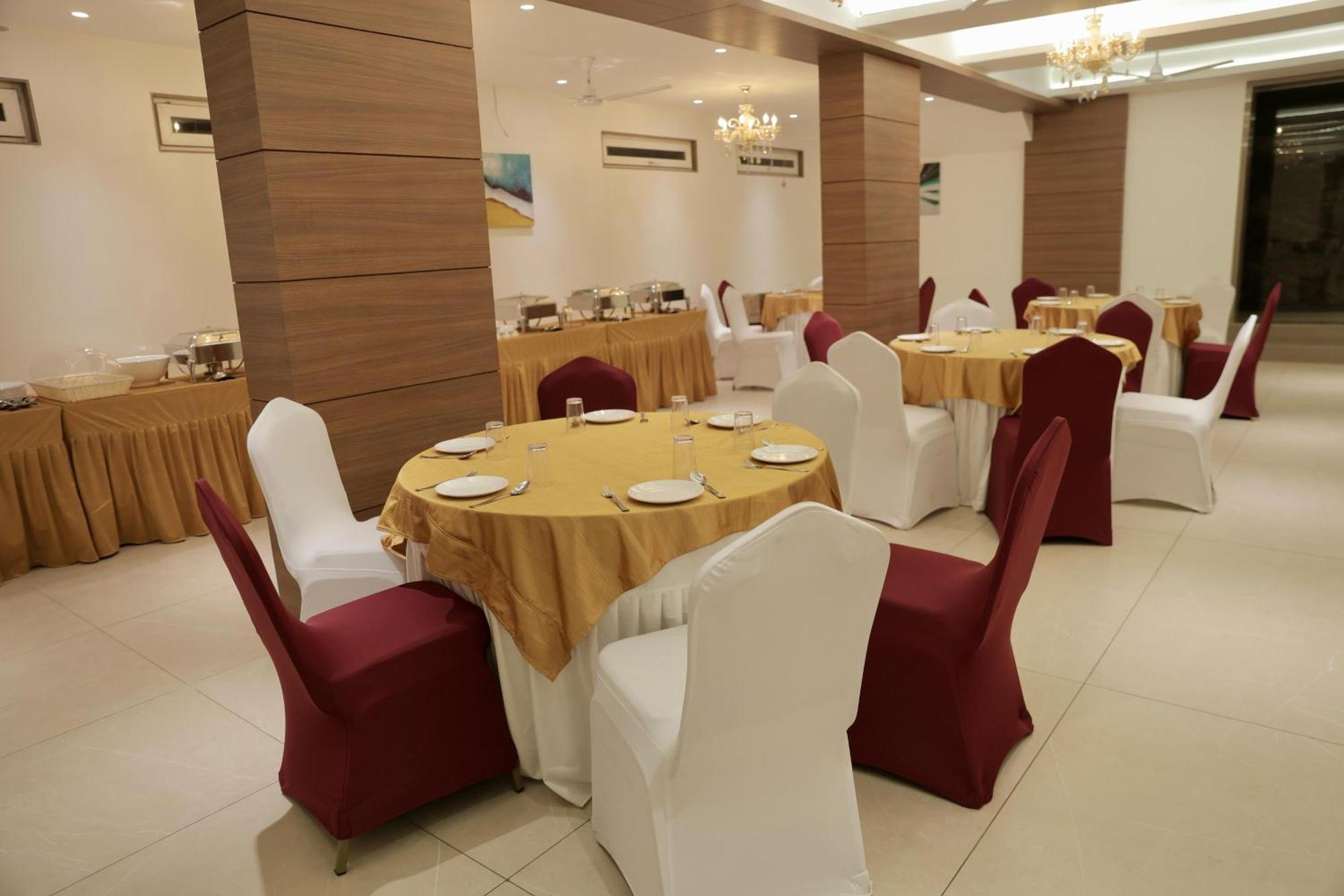 Hotel Carnival Parbhani المظهر الخارجي الصورة