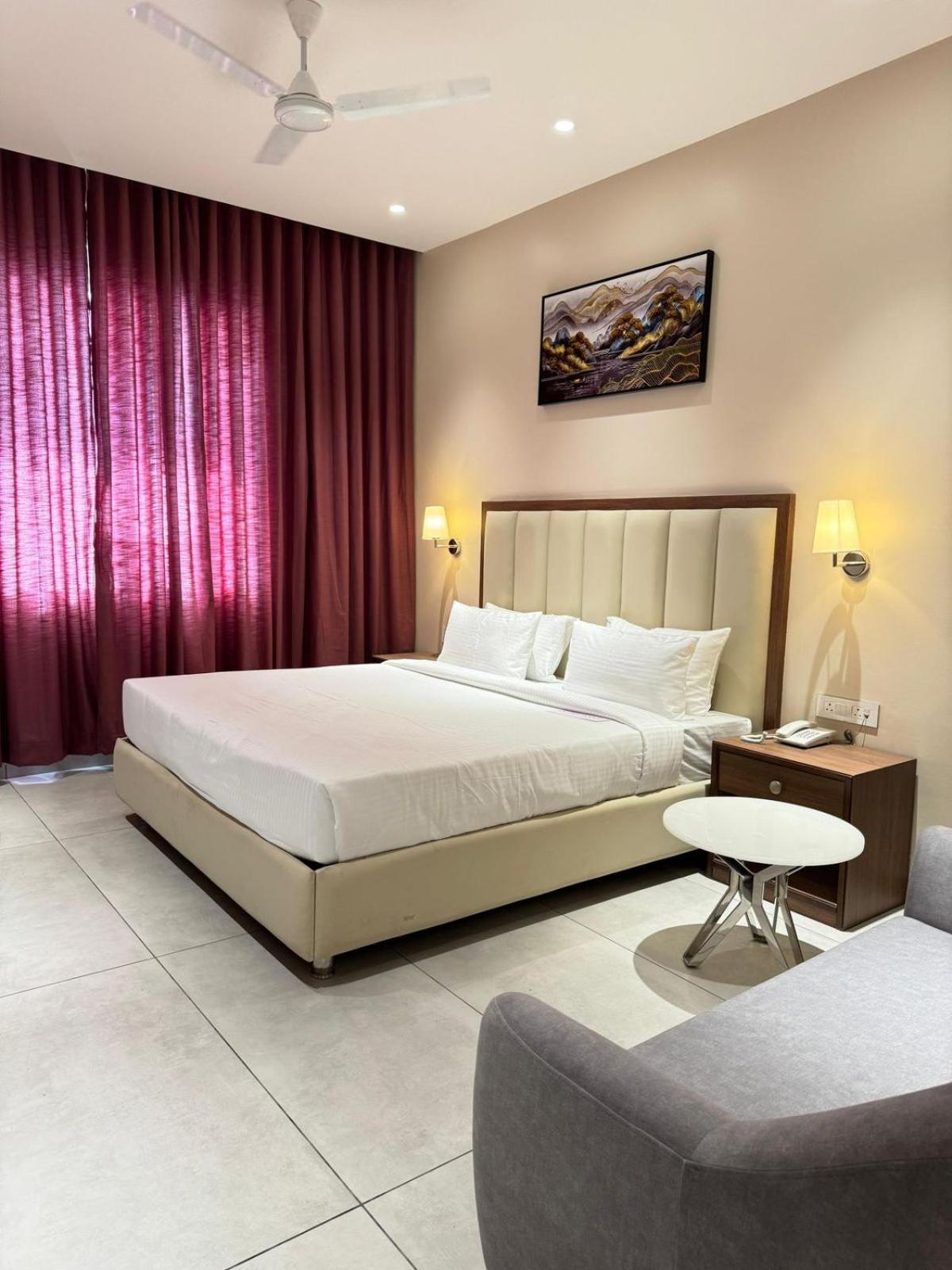 Hotel Carnival Parbhani المظهر الخارجي الصورة